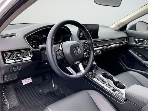 Used 2024 Honda Civic Touring image 14