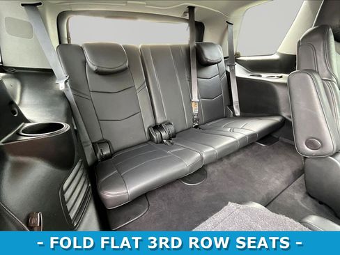 Used 2020 Cadillac Escalade Luxury w/ Escalade Sport Edition RWD image 26