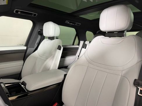 New 2026 Land Rover Range Rover Sport SE AWD/4WD image 15
