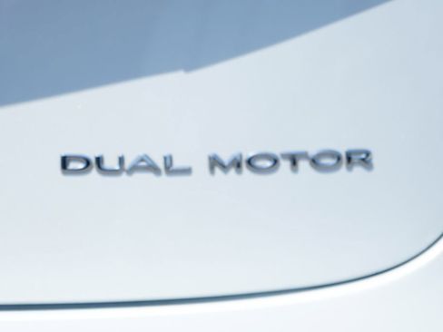 Used 2022 Tesla Model 3 Long Range AWD/4WD image 48