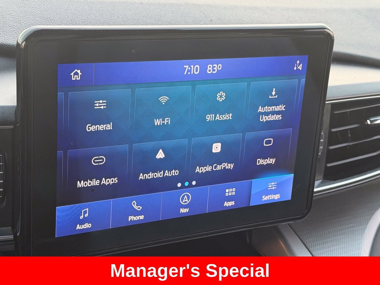 Used 2021 Ford Explorer XLT w/ Equipment Group 202A RWD image 26