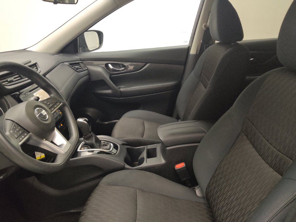 Used 2017 Nissan Rogue S w/ S Appearance Package FWD image 17