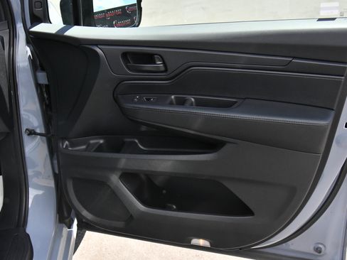 Used 2023 Honda Odyssey Sport image 51