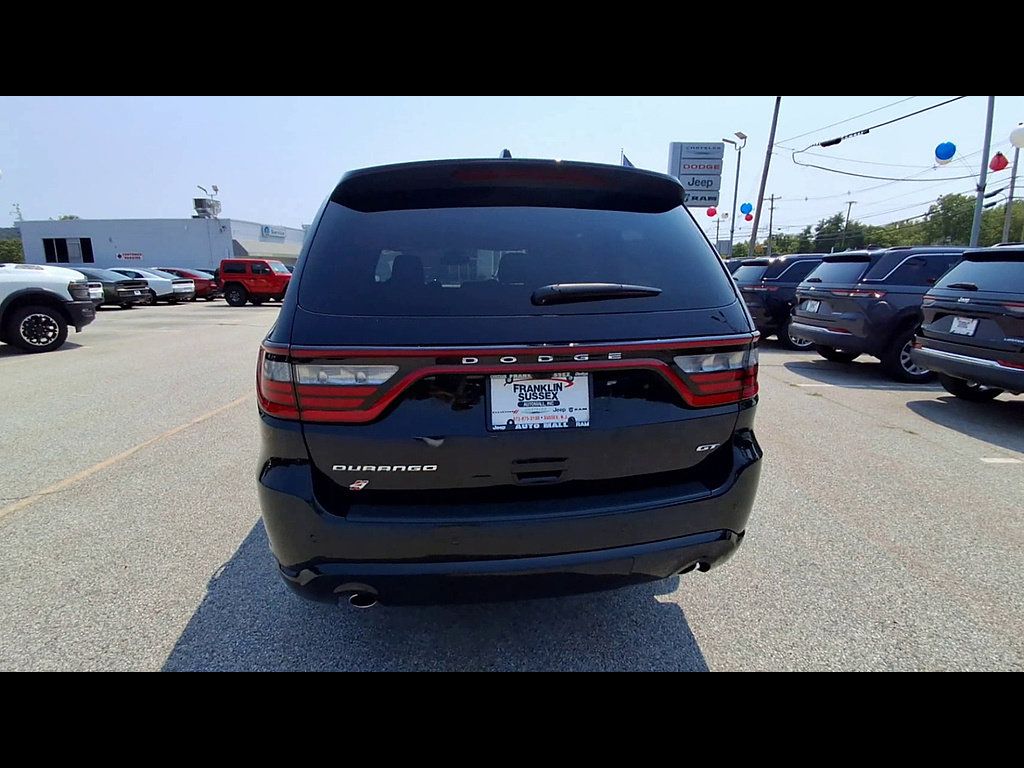 Used 2025 Dodge Durango GT AWD/4WD image 7