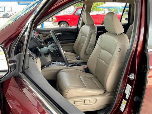 Used 2022 Honda Pilot Special Edition image 8