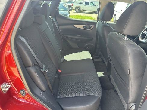 Used 2022 Nissan Rogue Sport S FWD image 9