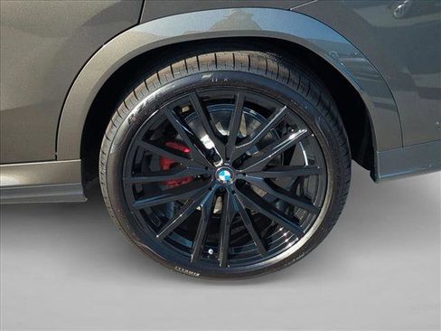 New 2027 BMW X6 xDrive40i w/ Executive Package AWD/4WD image 10