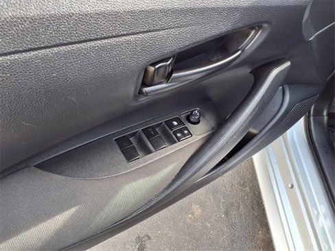 Used 2024 Toyota Corolla LE image 12