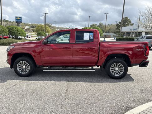 Certified 2025 Chevrolet Colorado LT w/ Advanced Trailering Package AWD/4WD image 12