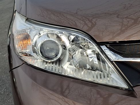 Used 2018 Toyota Sienna LE image 9