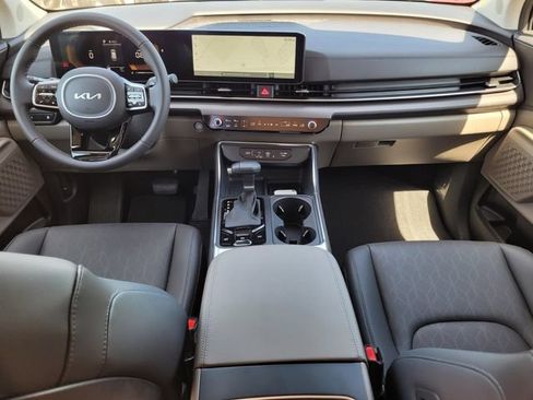 New 2026 Kia Carnival EX FWD image 15