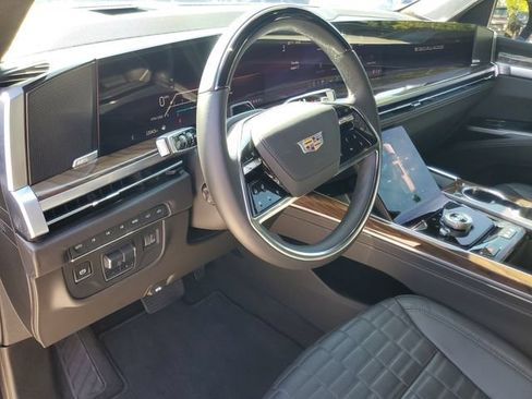 Used 2025 Cadillac Escalade Sport Platinum AWD/4WD image 20