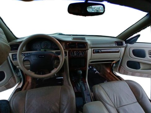 Used 1999 Volvo C70 LT image 15