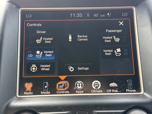 Used 2017 Jeep Grand Cherokee Limited w/ Luxury Group II AWD/4WD image 22