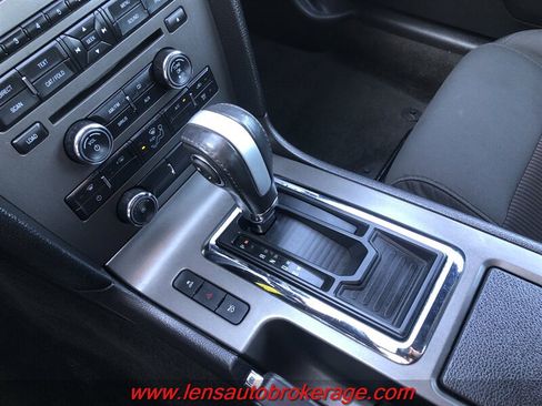 Used 2014 Ford Mustang Convertible RWD image 17