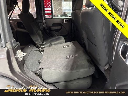 Certified 2022 Jeep Wrangler Unlimited Sport image 36