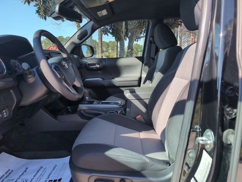 Certified 2023 Toyota Tacoma TRD Sport image 16