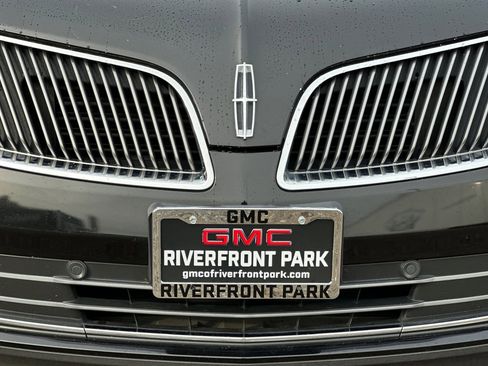 Used 2014 Lincoln MKS w/ Equipment Group 101A image 46