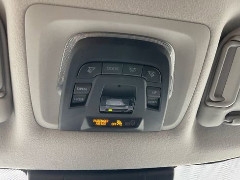 Used 2024 Toyota Corolla Cross LE w/ Moonroof Package image 26