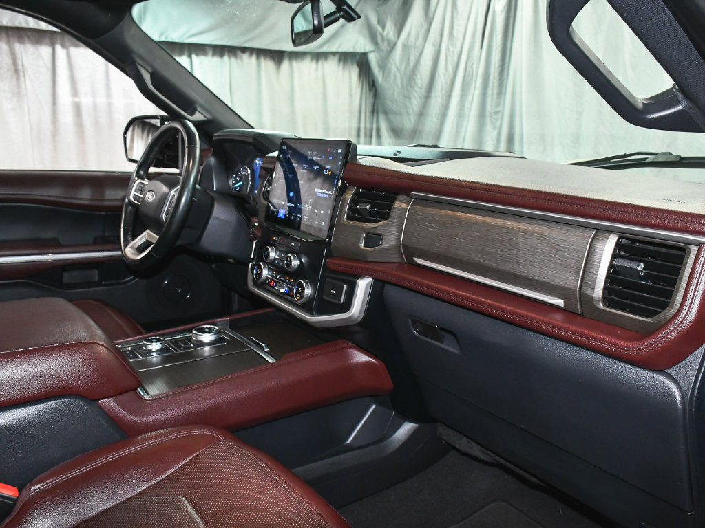 Used 2023 Ford Expedition Limited AWD/4WD image 65