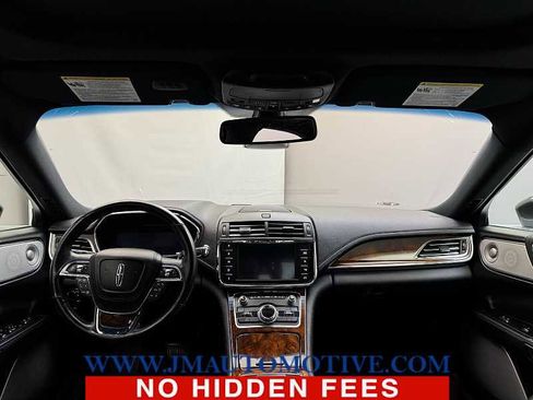 Used 2019 Lincoln Continental Reserve AWD/4WD image 12
