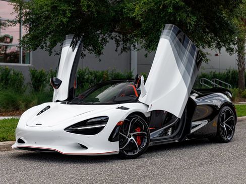 Used 2024 McLaren 750S Spider RWD image 42