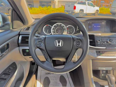 Used 2013 Honda Accord LX image 20