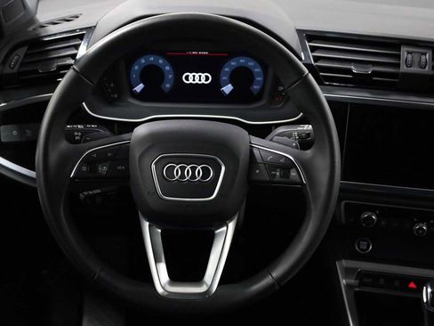Certified 2025 Audi Q3 2.0T Premium w/ Convenience Package image 23