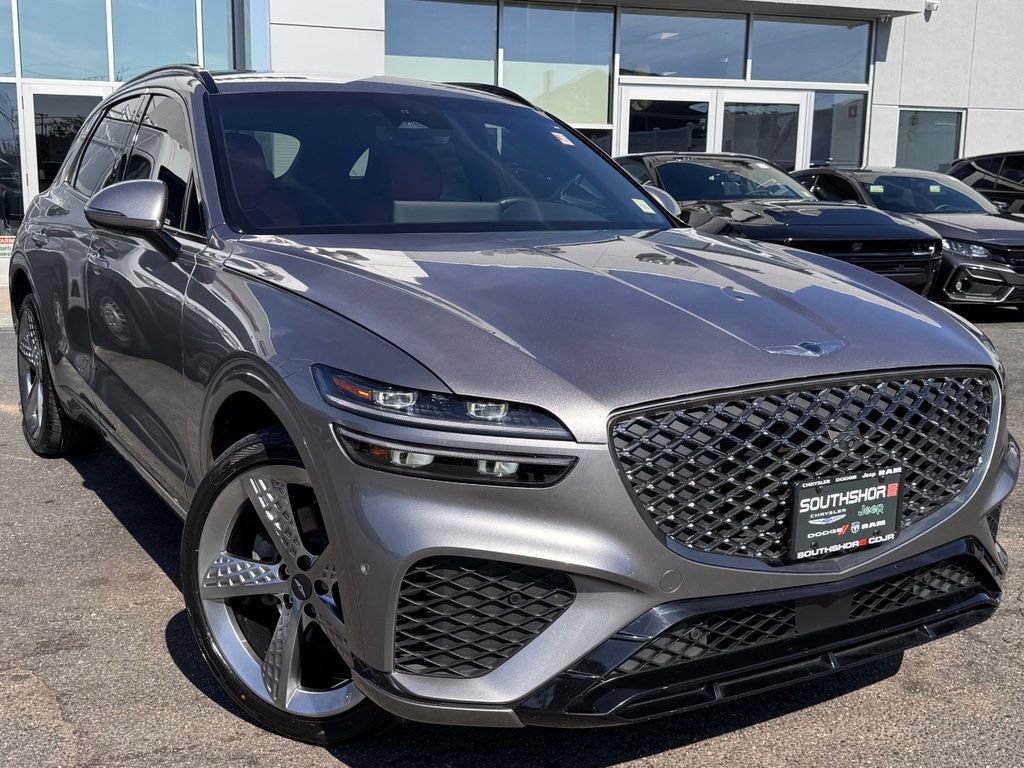 Used 2022 Genesis GV70 2.5T w/ Sport Prestige Package AWD/4WD image 2