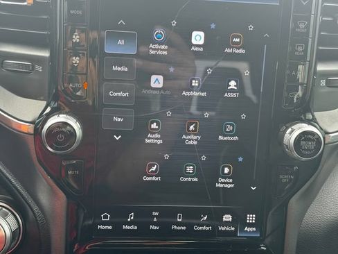 Used 2023 RAM 1500 Laramie AWD/4WD image 34