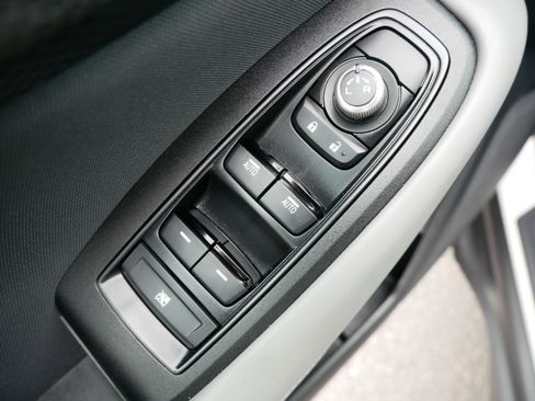 Used 2024 Subaru Outback Premium image 19