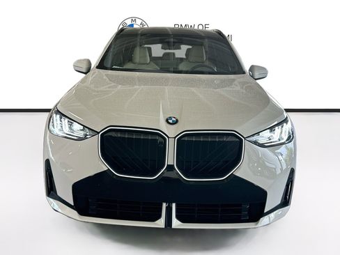 Certified 2026 BMW X3 xDrive30i w/ Premium Package AWD/4WD image 2