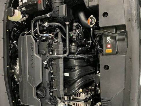 New 2026 Hyundai Kona SE image 32