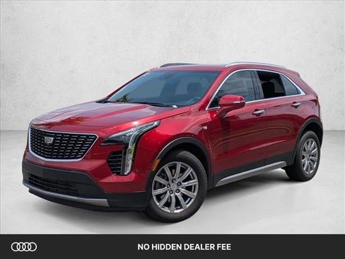 Used 2023 Cadillac XT4 Premium Luxury w/ Technology Package FWD image 1