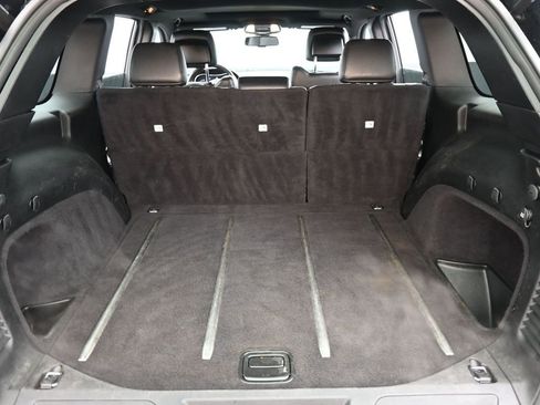 Used 2015 Jeep Grand Cherokee Altitude image 16