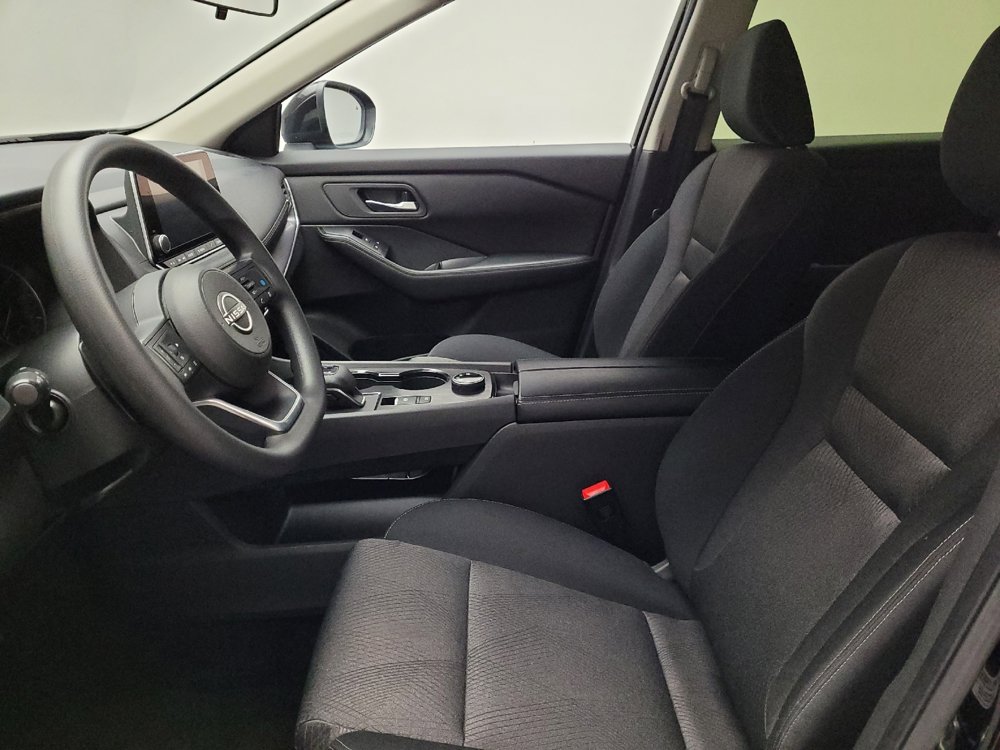 Used 2024 Nissan Rogue SV AWD/4WD image 17