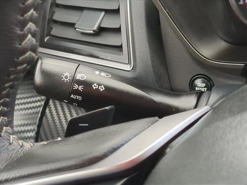 Certified 2025 Subaru Ascent Premium image 16