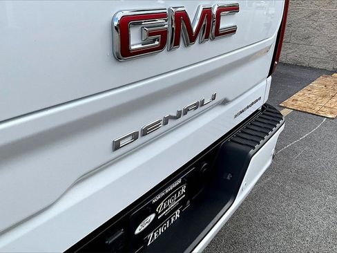 Used 2023 GMC Sierra 1500 Denali w/ Denali Reserve Package image 8