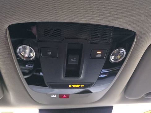 Used 2024 Kia Sportage SX Prestige image 25