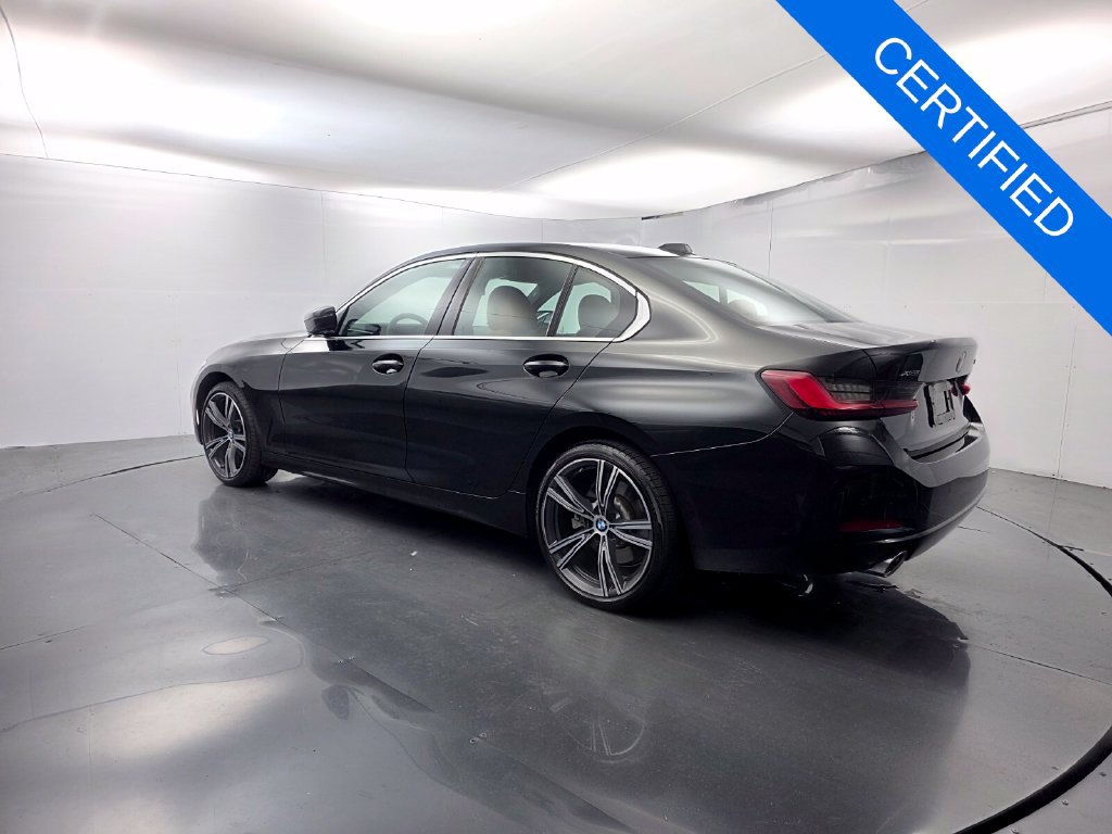 Certified 2024 BMW 330i xDrive Sedan w/ Premium Package AWD/4WD image 6