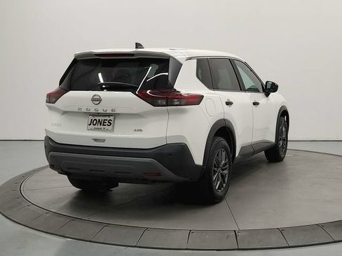 Used 2023 Nissan Rogue S AWD/4WD image 7