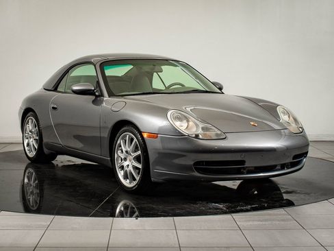 Used 2001 Porsche 911 Carrera image 9