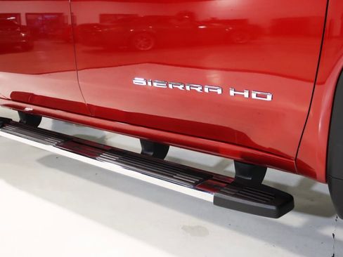 Used 2025 GMC Sierra 3500 SLT w/ SLT Premium Package image 8