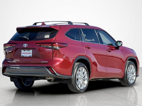 Used 2023 Toyota Highlander Limited image 5