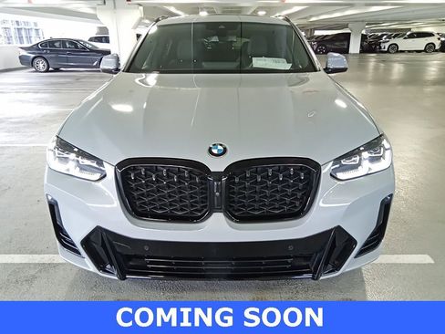 Used 2023 BMW X4 xDrive30i w/ M Sport Package image 3