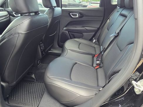 New 2026 Jeep Compass Latitude AWD/4WD image 28