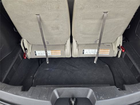 Used 2013 Ford Explorer XLT FWD image 30