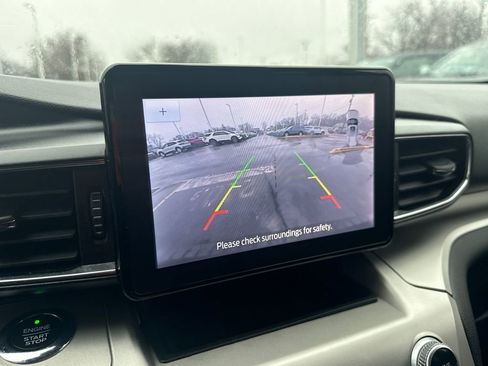 Used 2021 Ford Explorer XLT w/ Equipment Group 202A image 40