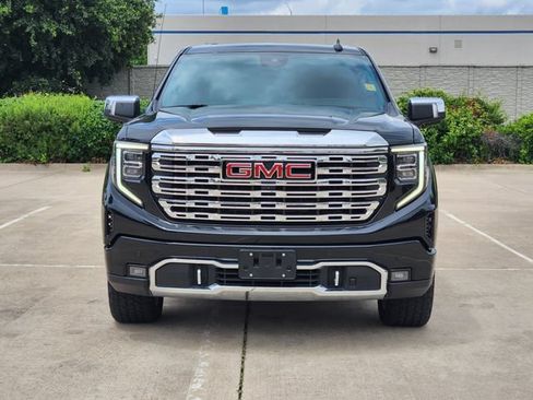 Used 2022 GMC Sierra 1500 Denali w/ Denali Reserve Package AWD/4WD image 2