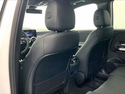 Certified 2023 Mercedes-Benz GLB 250 image 16